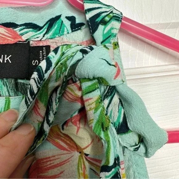 Minkpink Sunshine Coast Floral Print Tie Neck Halter Swing Top Size Small - Picture 9 of 16